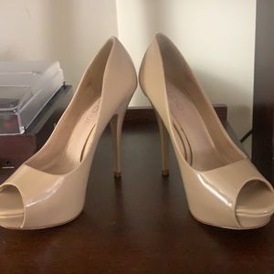 Nude Platform Peep Toe heel